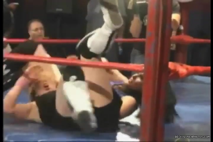 Rebecca_Knox_28Becky_Lynch29_vs_Cheerleader_Melissa_2005_0439.jpg
