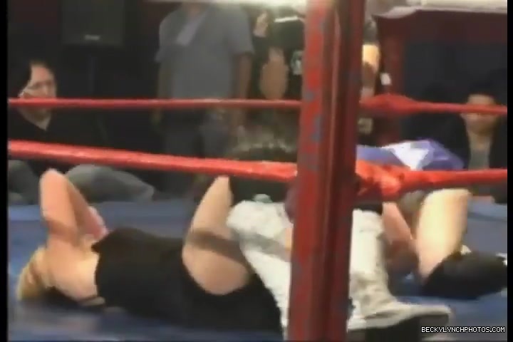 Rebecca_Knox_28Becky_Lynch29_vs_Cheerleader_Melissa_2005_0440.jpg