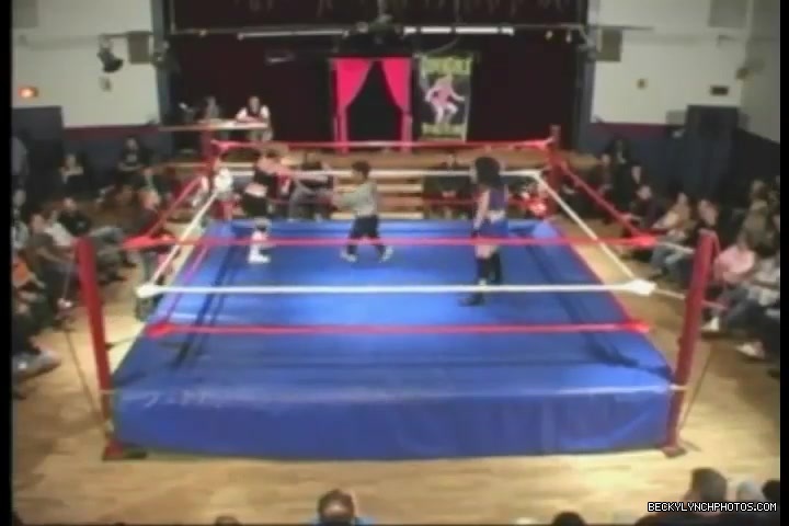 Rebecca_Knox_28Becky_Lynch29_vs_Cheerleader_Melissa_2005_0490.jpg