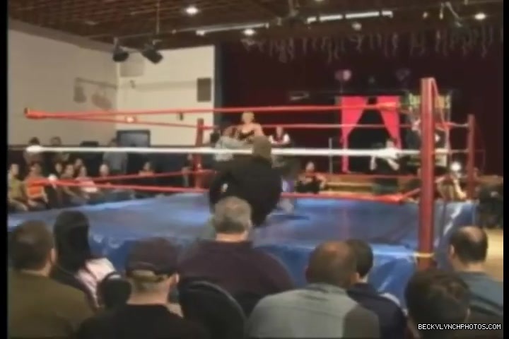 Rebecca_Knox_28Becky_Lynch29_vs_Cheerleader_Melissa_2005_0500.jpg