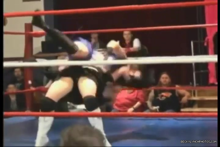 Rebecca_Knox_28Becky_Lynch29_vs_Cheerleader_Melissa_2005_0514.jpg