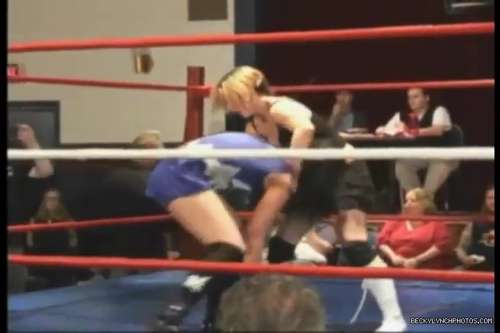 Rebecca_Knox_28Becky_Lynch29_vs_Cheerleader_Melissa_2005_0625.jpg