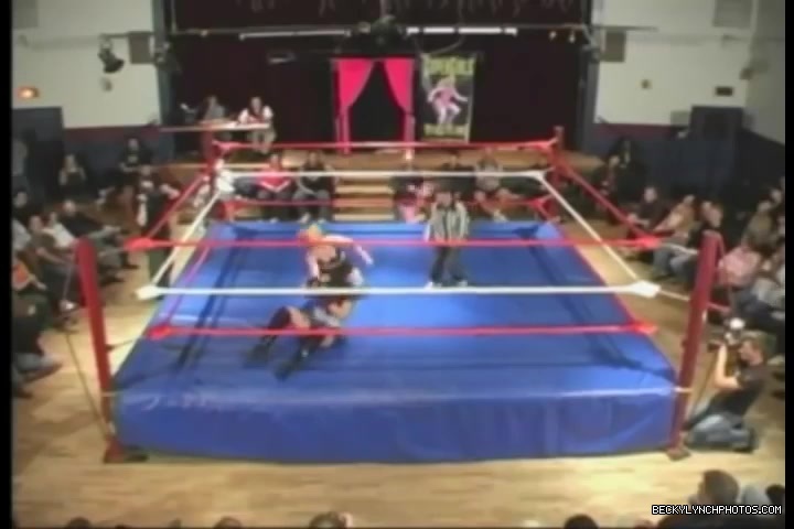 Rebecca_Knox_28Becky_Lynch29_vs_Cheerleader_Melissa_2005_0629.jpg