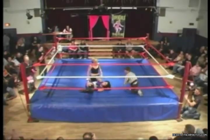 Rebecca_Knox_28Becky_Lynch29_vs_Cheerleader_Melissa_2005_0635.jpg
