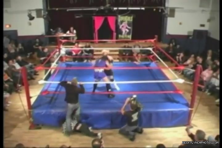 Rebecca_Knox_28Becky_Lynch29_vs_Cheerleader_Melissa_2005_0774.jpg