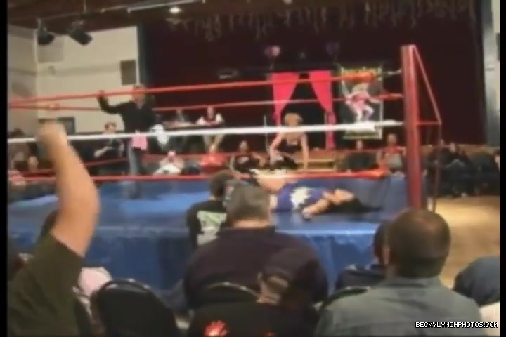Rebecca_Knox_28Becky_Lynch29_vs_Cheerleader_Melissa_2005_0790.jpg