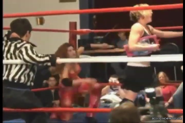 Rebecca_Knox_28Becky_Lynch29_vs_Cheerleader_Melissa_2005_0815.jpg