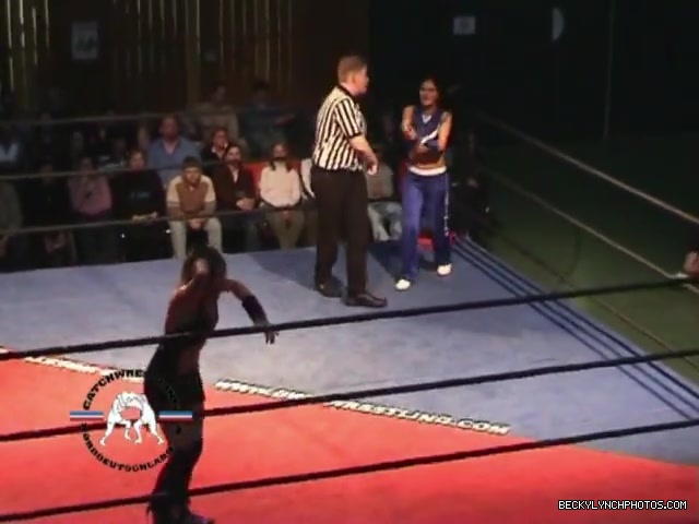 Rebecca_Knox_vs__Blue_Nikita_5BCWN_20065D_121.jpg