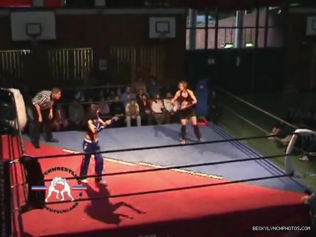 Rebecca_Knox_vs__Blue_Nikita_5BCWN_20065D_132.jpg