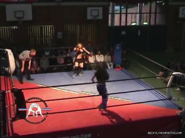 Rebecca_Knox_vs__Blue_Nikita_5BCWN_20065D_133.jpg