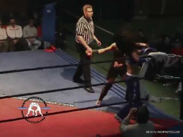 Rebecca_Knox_vs__Blue_Nikita_5BCWN_20065D_317.jpg