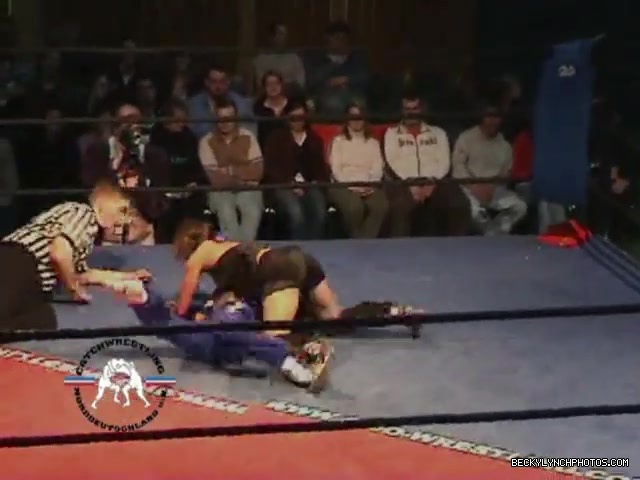 Rebecca_Knox_vs__Blue_Nikita_5BCWN_20065D_346.jpg