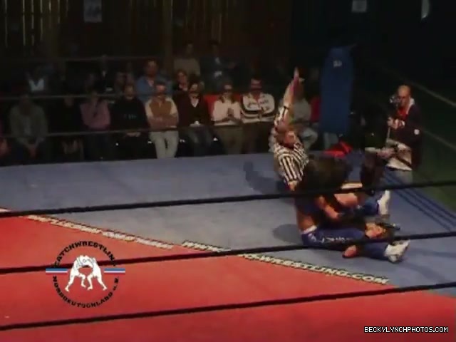 Rebecca_Knox_vs__Blue_Nikita_5BCWN_20065D_377.jpg