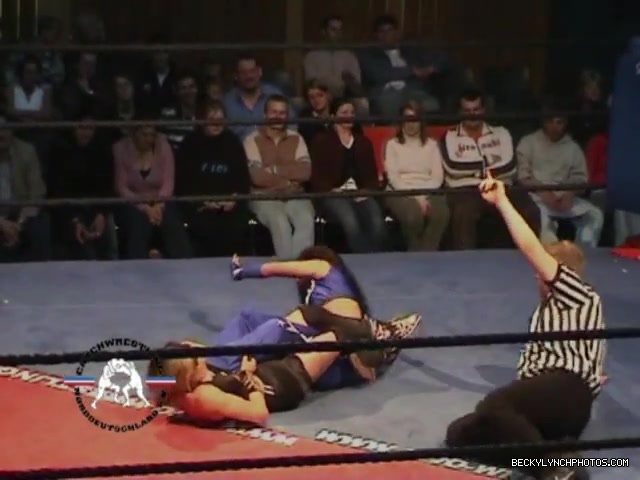 Rebecca_Knox_vs__Blue_Nikita_5BCWN_20065D_458.jpg