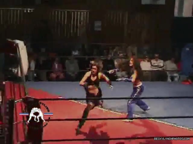 Rebecca_Knox_vs__Blue_Nikita_5BCWN_20065D_669.jpg