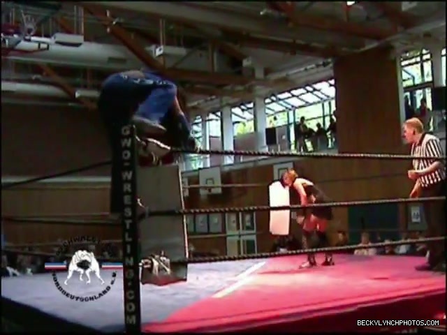 Rebecca_Knox_vs__Blue_Nikita_5BCWN_20065D_716.jpg