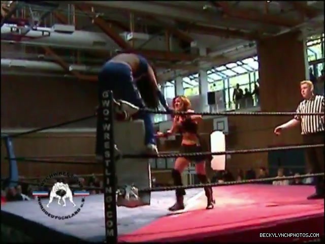 Rebecca_Knox_vs__Blue_Nikita_5BCWN_20065D_718.jpg