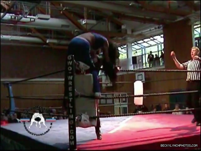 Rebecca_Knox_vs__Blue_Nikita_5BCWN_20065D_719.jpg