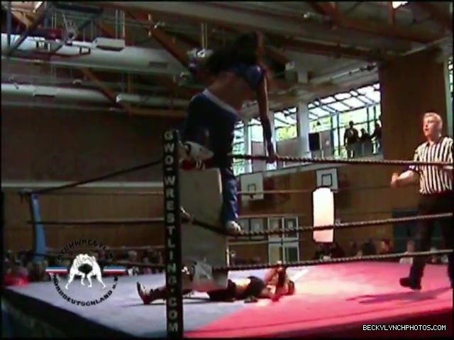 Rebecca_Knox_vs__Blue_Nikita_5BCWN_20065D_724.jpg