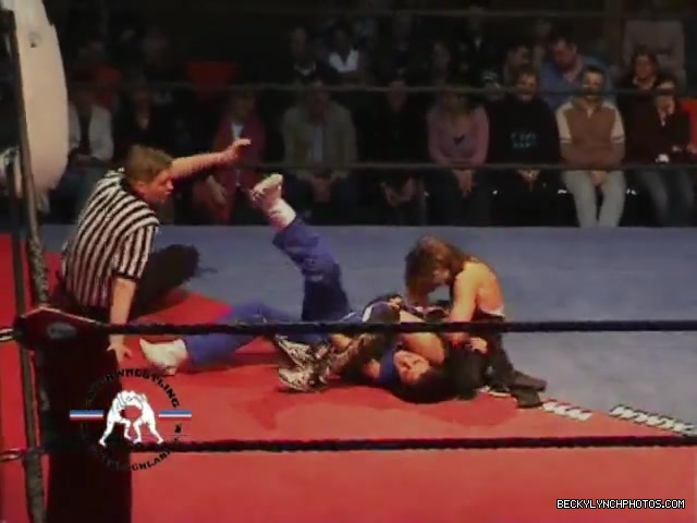 Rebecca_Knox_vs__Blue_Nikita_5BCWN_20065D_752.jpg
