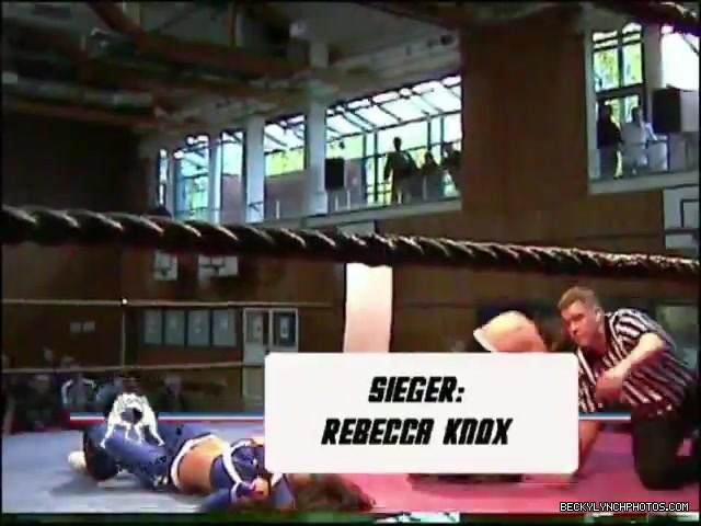 Rebecca_Knox_vs__Blue_Nikita_5BCWN_20065D_792.jpg