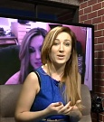 Rebecca_Knox_-_Unique_Lives_019.jpg