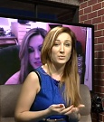 Rebecca_Knox_-_Unique_Lives_020.jpg