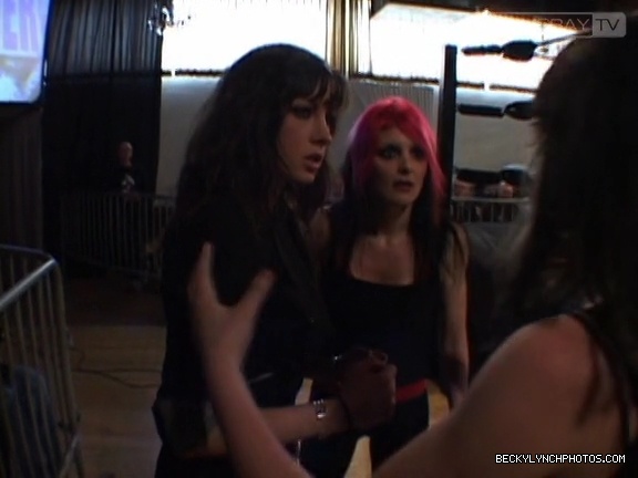 SHIMMER_37_mp4_005336464.jpg
