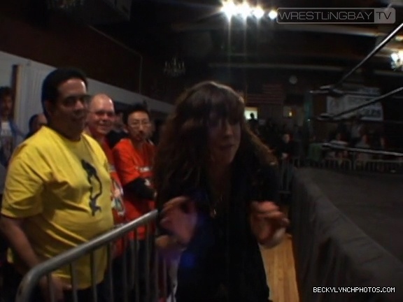 SHIMMER_37_mp4_006150544.jpg