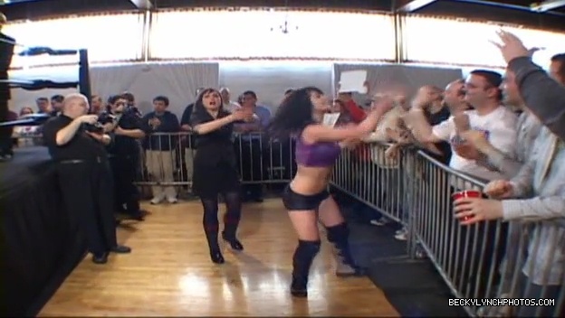SHIMMER_39_mp4_003054785.jpg