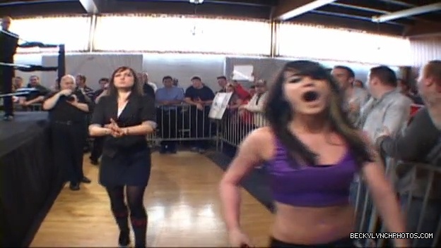 SHIMMER_39_mp4_003057788.jpg