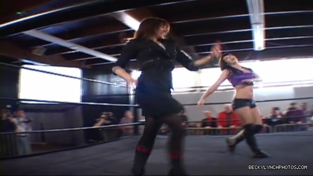 SHIMMER_39_mp4_003094758.jpg