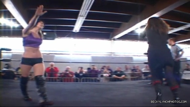 SHIMMER_39_mp4_003102065.jpg