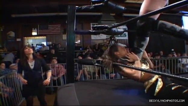 SHIMMER_39_mp4_003606269.jpg