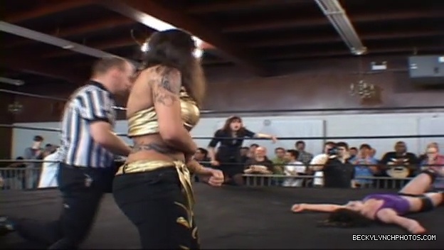 SHIMMER_39_mp4_003863960.jpg