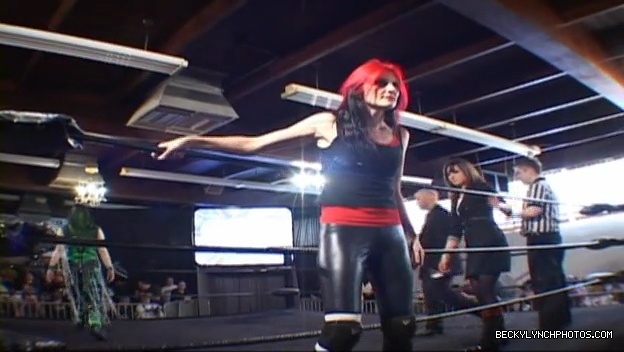 SHIMMER_39_mp4_005898425.jpg