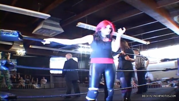 SHIMMER_39_mp4_005901328.jpg