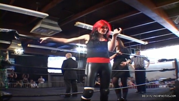 SHIMMER_39_mp4_005902596.jpg