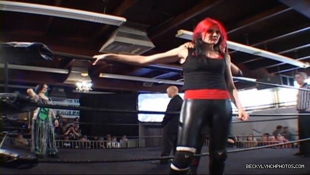 SHIMMER_39_mp4_005907234.jpg