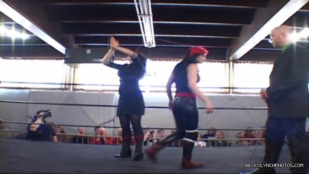 SHIMMER_39_mp4_005938232.jpg