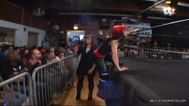 SHIMMER_39_mp4_006008168.jpg