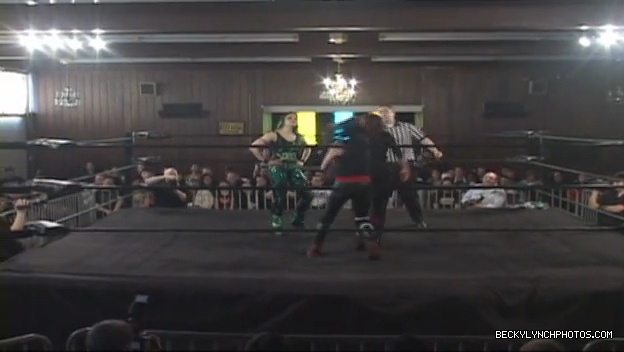 SHIMMER_39_mp4_006057117.jpg