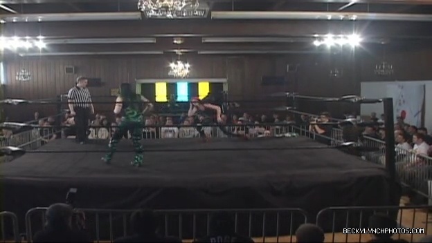 SHIMMER_39_mp4_006171431.jpg