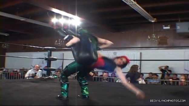 SHIMMER_39_mp4_006208268.jpg