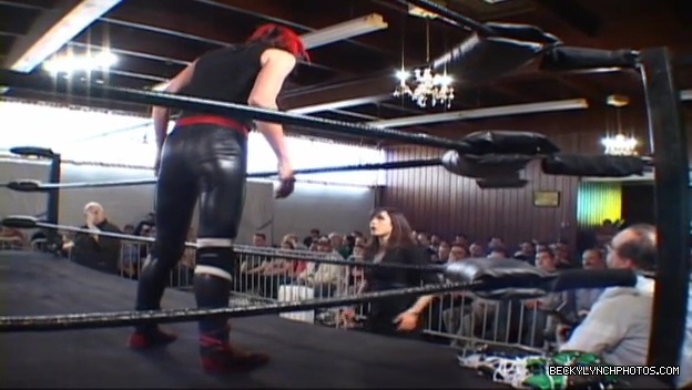 SHIMMER_39_mp4_006264491.jpg