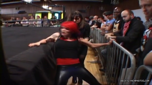 SHIMMER_39_mp4_006566359.jpg