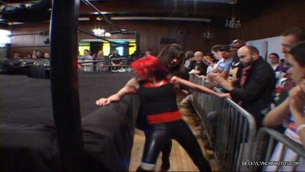 SHIMMER_39_mp4_006567561.jpg