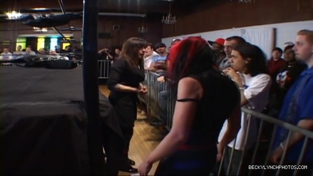 SHIMMER_39_mp4_006596723.jpg