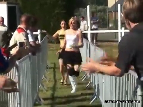 Katarina_Leigh_v_Rebecca_Knox28Becky_Lynch29_v_Sweet_Saraya_v_Jersey_QOC_Championship_Match_08_07_2005_mp4_000084920.jpg