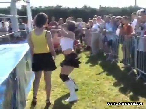 Katarina_Leigh_v_Rebecca_Knox28Becky_Lynch29_v_Sweet_Saraya_v_Jersey_QOC_Championship_Match_08_07_2005_mp4_000101400.jpg